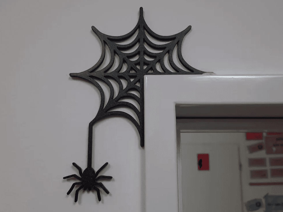 Spider Door Corner Decoration